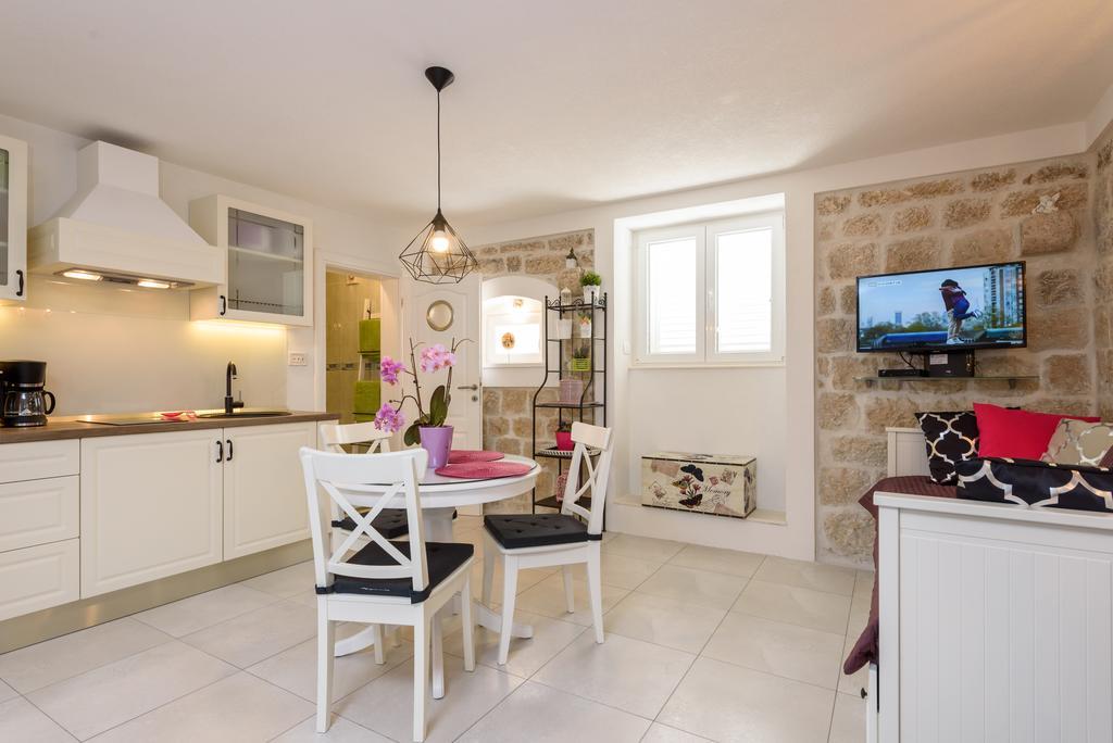 Apartament Studio Tironi 2 -Sonja Trogir Zewnętrze zdjęcie