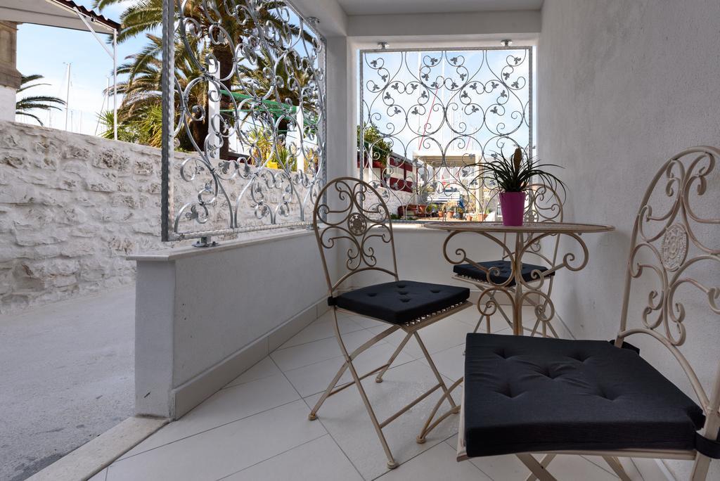 Apartament Studio Tironi 2 -Sonja Trogir Zewnętrze zdjęcie