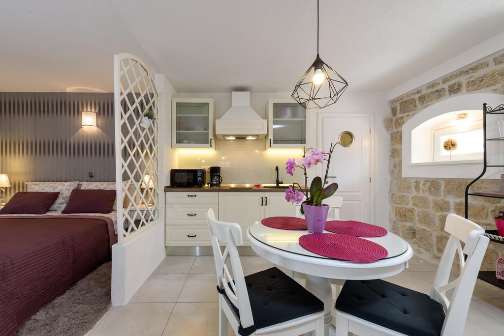 Apartament Studio Tironi 2 -Sonja Trogir Zewnętrze zdjęcie